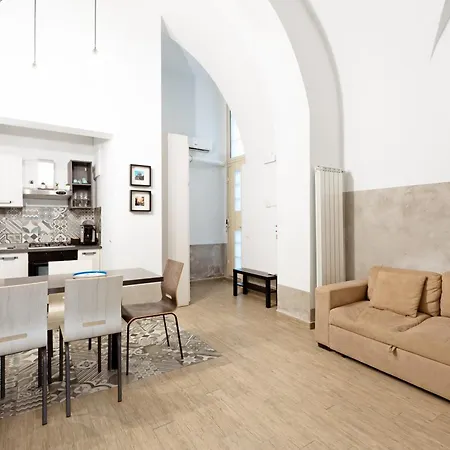 Apartment Hermann Catania